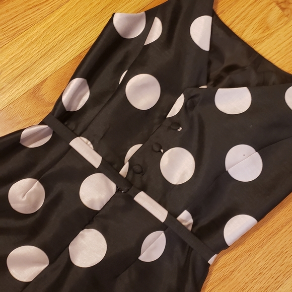 Pretty In Polka Dots - Picture 5 of 8